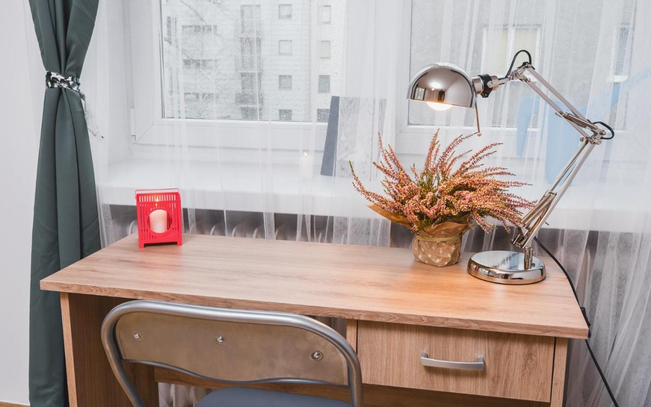 Sunshine Parkside Hideaway - 3 Bedroom - By Upstairs 克拉科夫 外观 照片