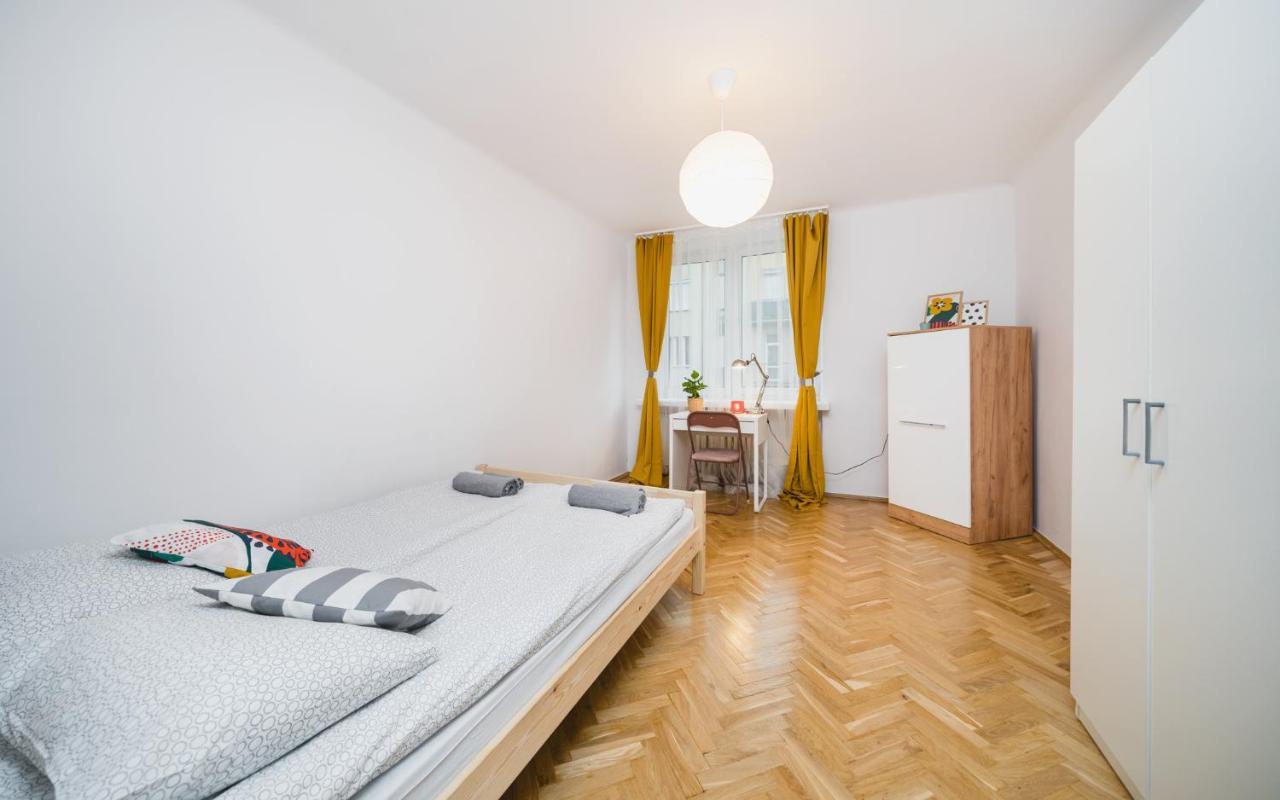 Sunshine Parkside Hideaway - 3 Bedroom - By Upstairs 克拉科夫 外观 照片