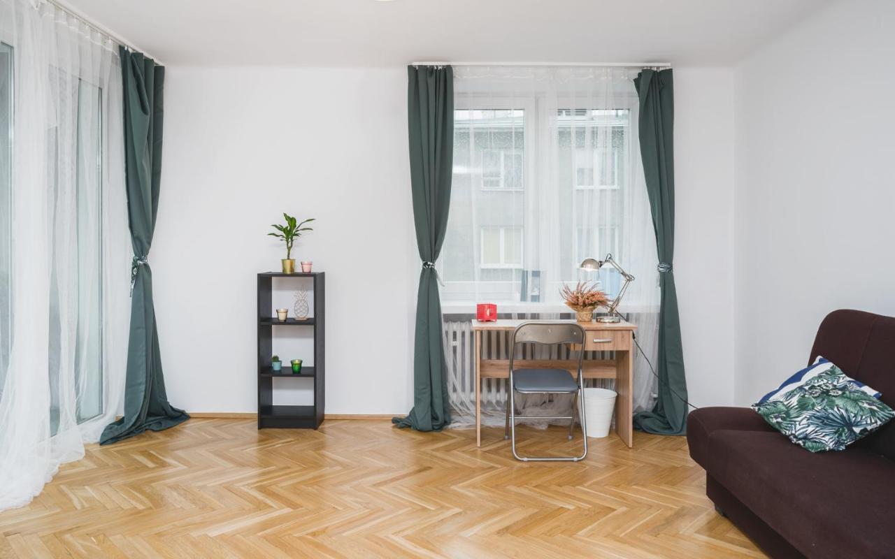 Sunshine Parkside Hideaway - 3 Bedroom - By Upstairs 克拉科夫 外观 照片